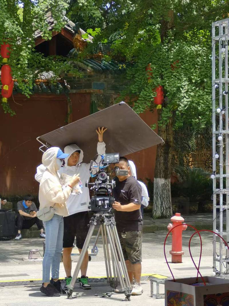 莒南县TVC拍摄公司：资深团队坐镇，打造现象级广告作品的幕后推手